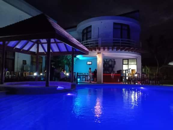 Discover Boracay Hotel Kalibo Ngoại thất bức ảnh
